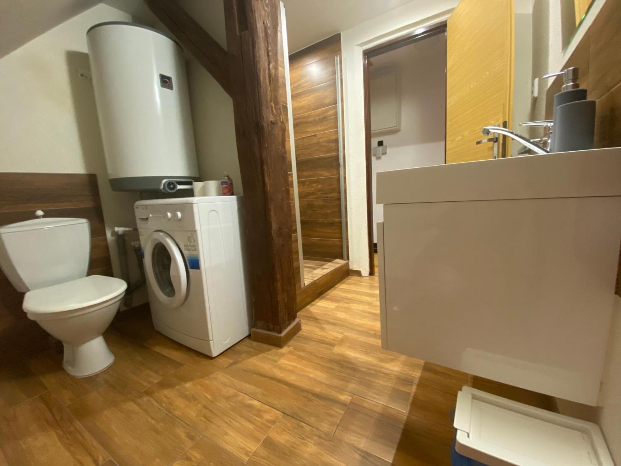 Apartman プラハティツェ エクステリア 写真